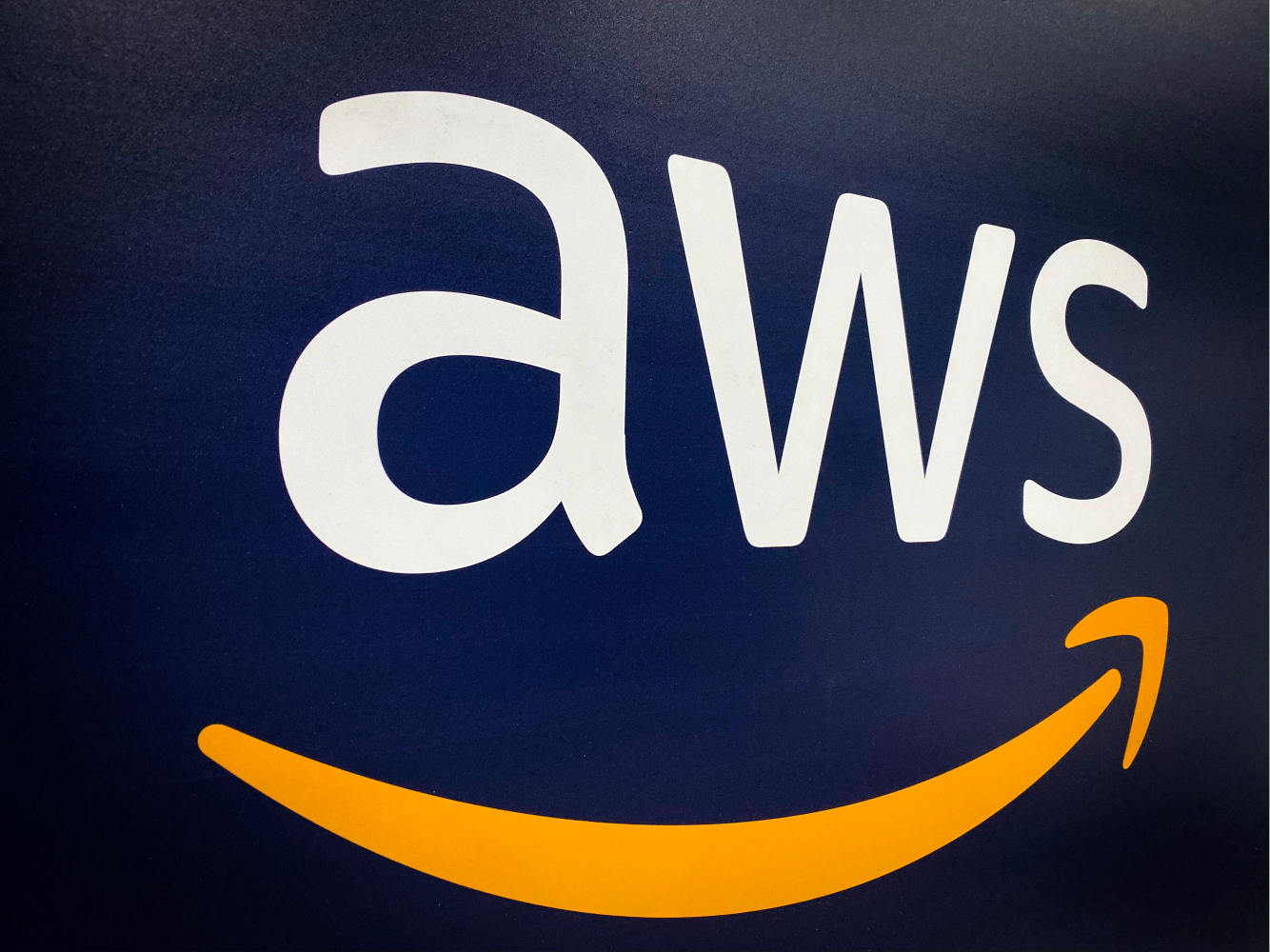 4 AWS Developments Set to Revolutionize 2024 